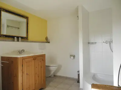 Viererzimmer Bad