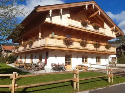 Ferienwohnung für 4 Personen (80 m²) in Rottach-Egern 1/10