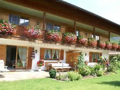 Ferienwohnung für 4 Personen (56 m²) in Rottach-Egern 1/10