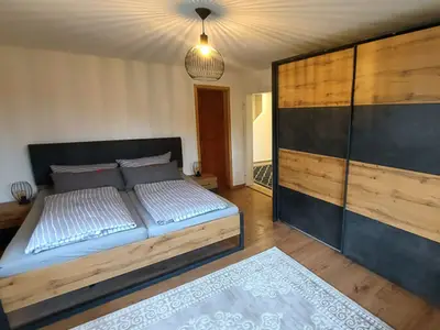 Schlafzimmer 1 - Doppelbett
