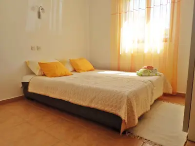 Ferienwohnung für 6 Personen (54 m²) in Jasenice 7/10