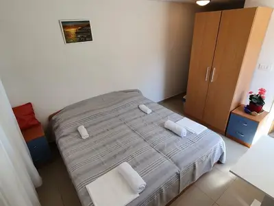 Ferienwohnung für 2 Personen in Rovanjska 7/10