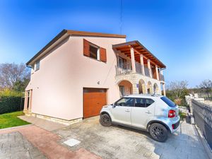 23658478-Ferienwohnung-6-Rovinj-300x225-5