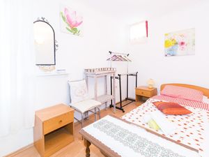 22953893-Ferienwohnung-3-Rovinj-300x225-2