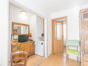 22953893-Ferienwohnung-3-Rovinj-300x225-3