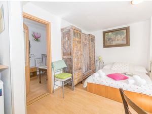 22953893-Ferienwohnung-3-Rovinj-300x225-5