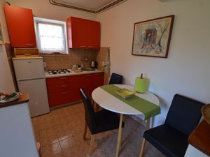 22960681-Ferienwohnung-3-Rovinj-300x225-4