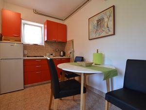 22960681-Ferienwohnung-3-Rovinj-300x225-5