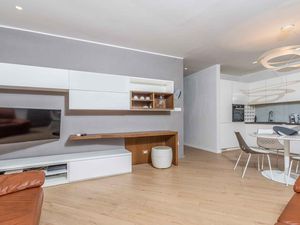 23771110-Ferienwohnung-4-Rovinj-300x225-5