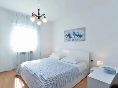 Ferienwohnung für 4 Personen (65 m²) in Rovinj 1/10