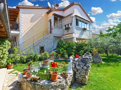 Ferienwohnung für 8 Personen (85 m²) in Rovinj 1/10