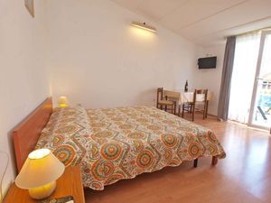 23909991-Ferienwohnung-2-Rovinj-300x225-2