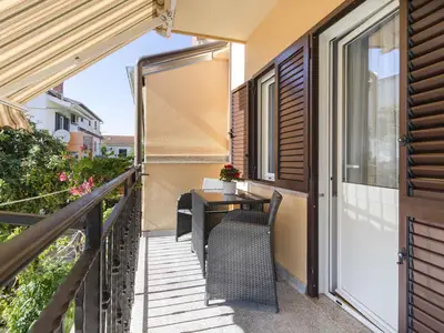 Ferienwohnung für 3 Personen (45 m²) in Rovinj 1/10
