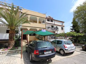 22452229-Ferienwohnung-3-Rovinj-300x225-5