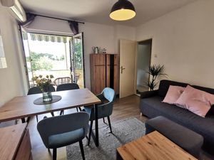 23189043-Ferienwohnung-4-Rovinj-300x225-2