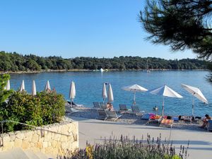 23846967-Ferienwohnung-3-Rovinj-300x225-4