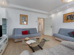 18688679-Ferienwohnung-6-Rovinj-300x225-5