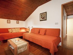 19285245-Ferienwohnung-0-Rovinj-300x225-5