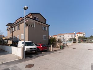 23945792-Ferienwohnung-4-Rovinj-300x225-2