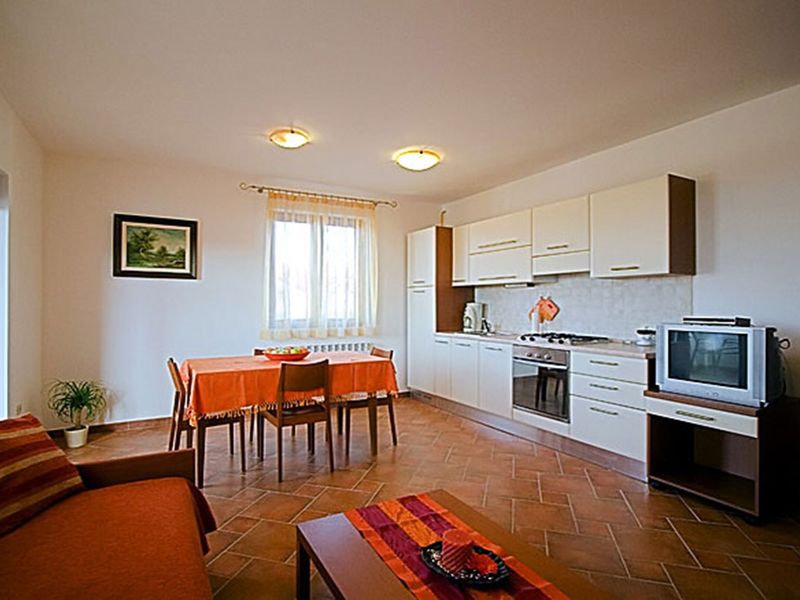 23946260-Ferienwohnung-4-Rovinj-800x600-1