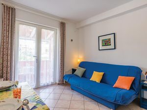 23720888-Ferienwohnung-3-Rovinj-300x225-1