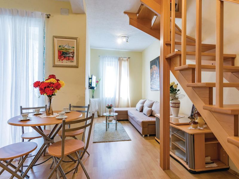 23729980-Ferienwohnung-3-Rovinj-800x600-0