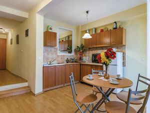 23729980-Ferienwohnung-3-Rovinj-300x225-1