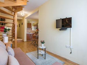 23729980-Ferienwohnung-3-Rovinj-300x225-5