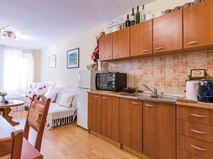 23731657-Ferienwohnung-3-Rovinj-300x225-4