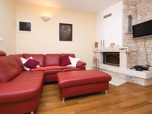 23764964-Ferienwohnung-4-Rovinj-300x225-3