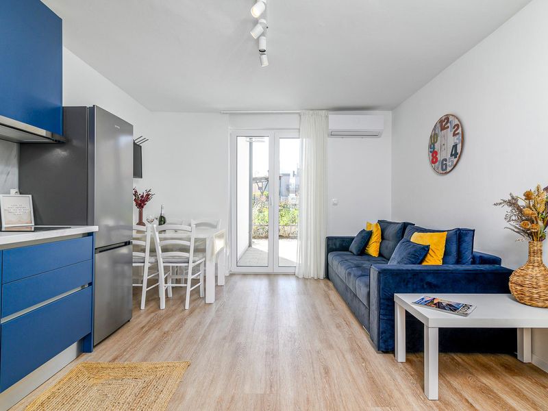 24001860-Ferienwohnung-4-Rovinj-800x600-2