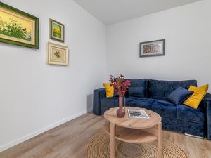 24001869-Ferienwohnung-3-Rovinj-300x225-3