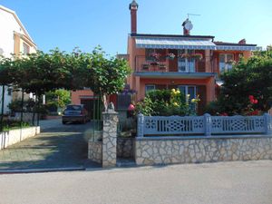 23775493-Ferienwohnung-4-Rovinj-300x225-0