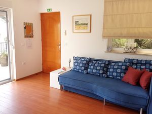 18750465-Ferienwohnung-4-Rovinj-300x225-1