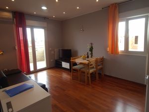 21755691-Ferienwohnung-4-Rovinj-300x225-1