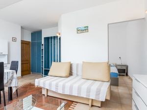 22095093-Ferienwohnung-4-Rovinj-300x225-2