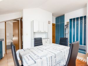 22095093-Ferienwohnung-4-Rovinj-300x225-4