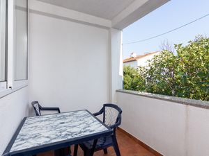 22095181-Ferienwohnung-4-Rovinj-300x225-0