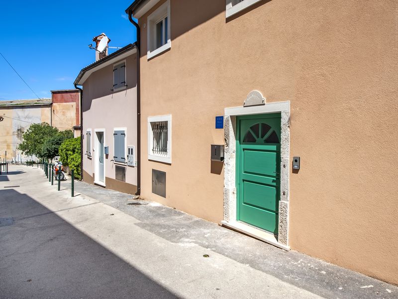 22330621-Ferienwohnung-5-Rovinj-800x600-0