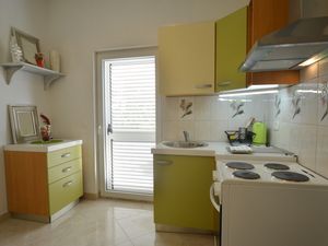 23574223-Ferienwohnung-3-Rovinj-300x225-3