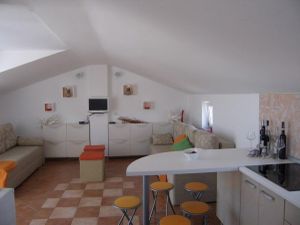 23589250-Ferienwohnung-2-Rovinj-300x225-1