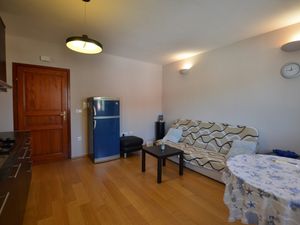 23663487-Ferienwohnung-4-Rovinj-300x225-2