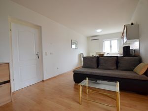 23980706-Ferienwohnung-3-Rovinj-300x225-4