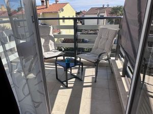 24015796-Ferienwohnung-4-Rovinj-300x225-4