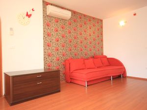 23927366-Ferienwohnung-4-Rovinj-300x225-1