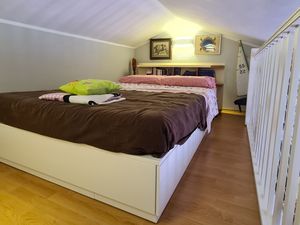 23933632-Ferienwohnung-6-Rovinj-300x225-5