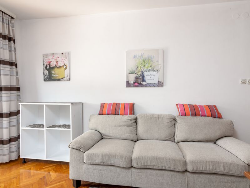 23926660-Ferienwohnung-6-Rovinj-800x600-2