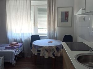 22439327-Ferienwohnung-4-Rovinj-300x225-4