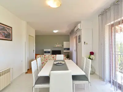Ferienwohnung für 6 Personen (75 m²) in Rovinj 1/10