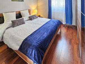 23748840-Ferienwohnung-3-Rovinj-300x225-4